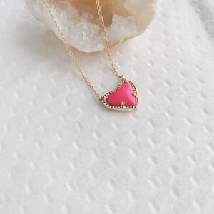 New Gold Kendra Scott Ari Heart Neon Pink Necklace